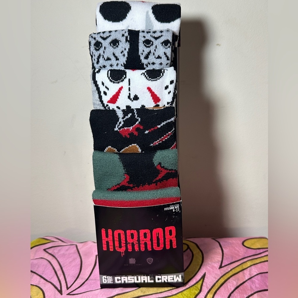 NEW IN PACK - socks.